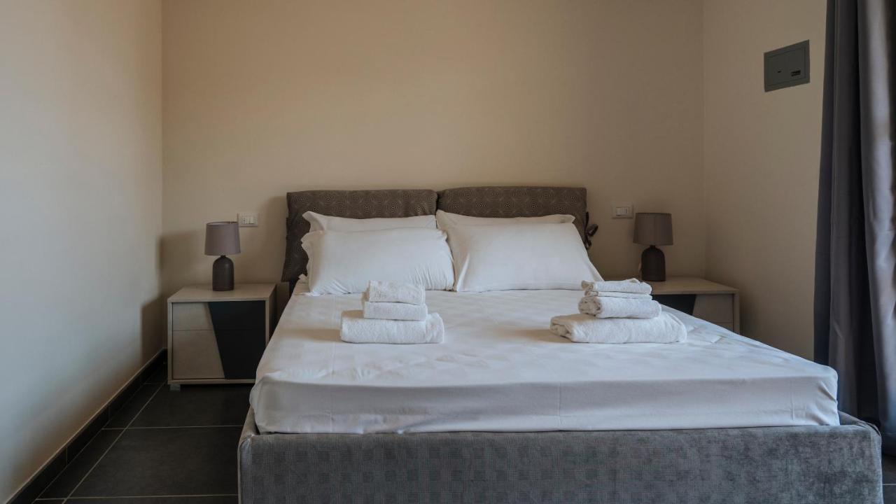 Dei Mille 31 B Apartment Albenga Ngoại thất bức ảnh