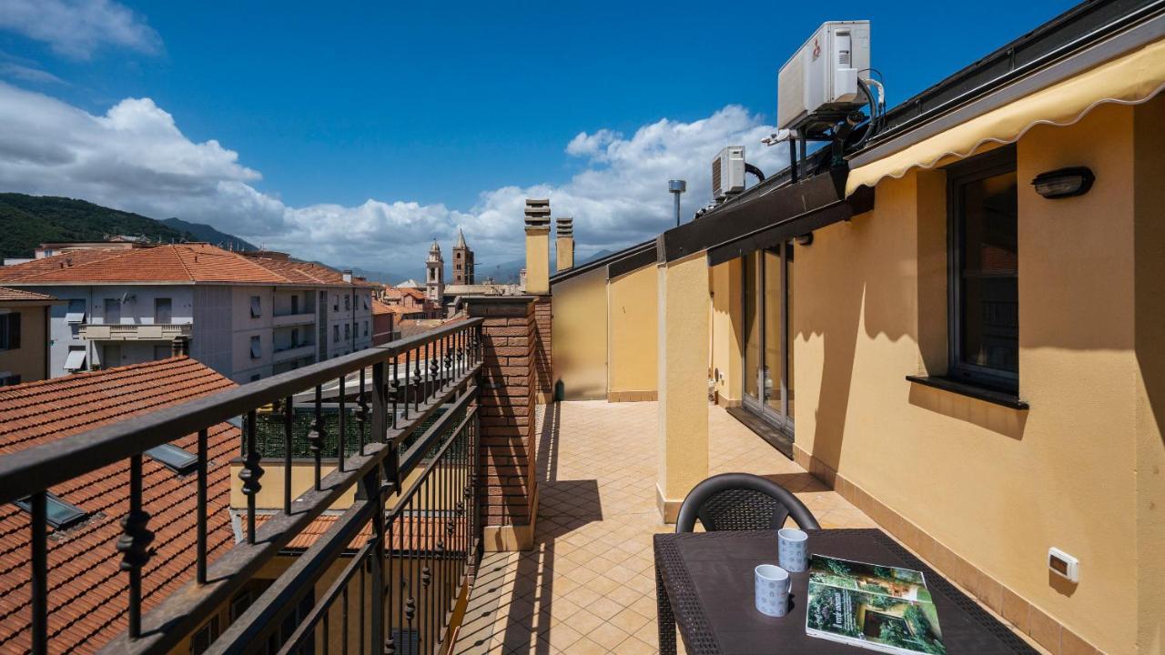 Dei Mille 31 B Apartment Albenga Ngoại thất bức ảnh
